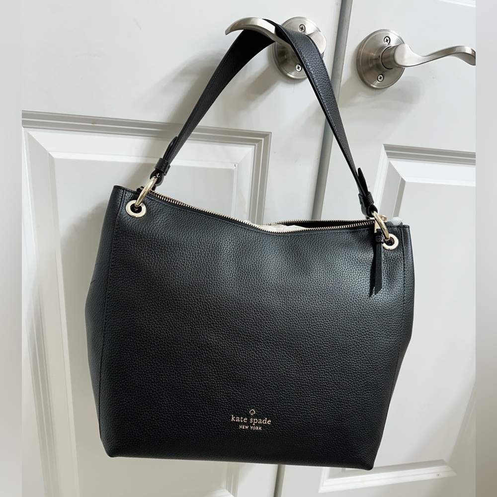 Kate Spade shoulder bag in pebbled leather black